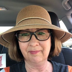 Meet your Posher, Diane